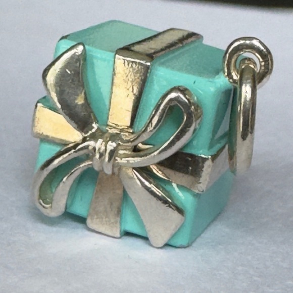Tiffany & Co. Sterling Gift Box Present Blue Enamel Charm Pendant - Germany - Picture 6 of 8